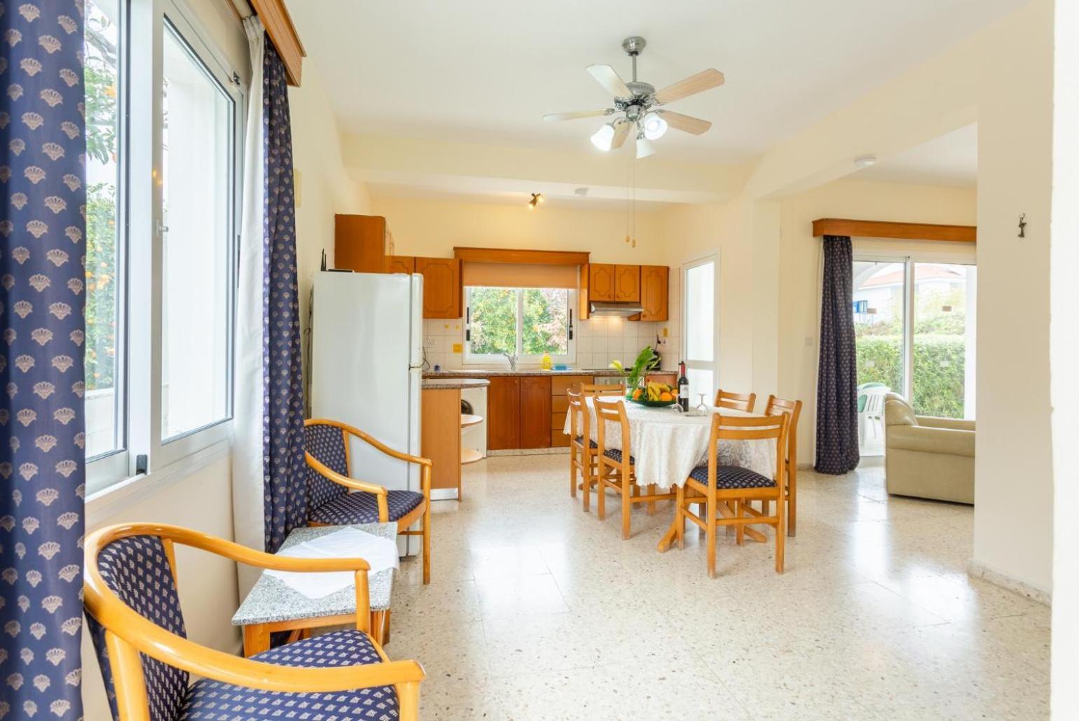 Sun Beach Villa Polis Bagian luar foto