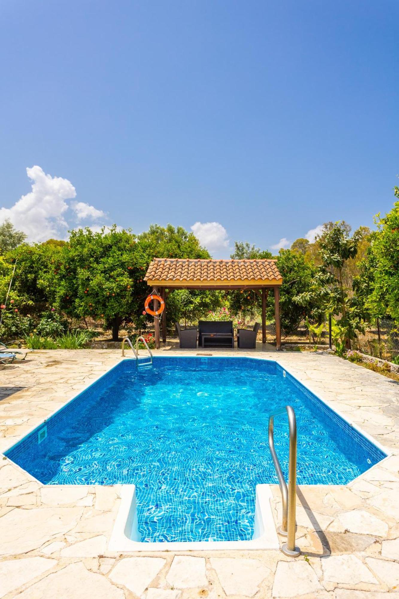 Sun Beach Villa Polis Bagian luar foto